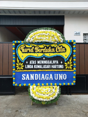 Papan Bunga Duka di Penkase Oeleta